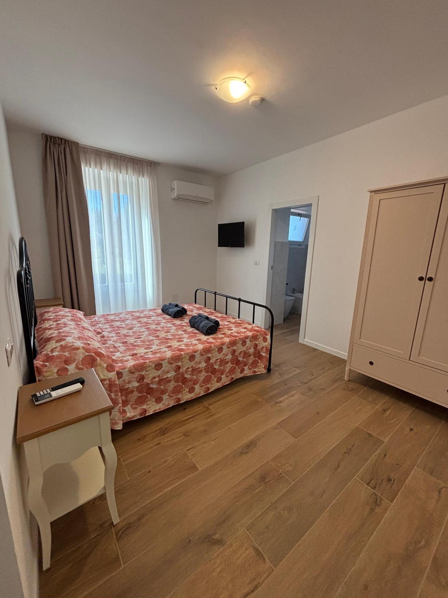 Maris Apartments & Bedrooms 알게로 외부 사진
